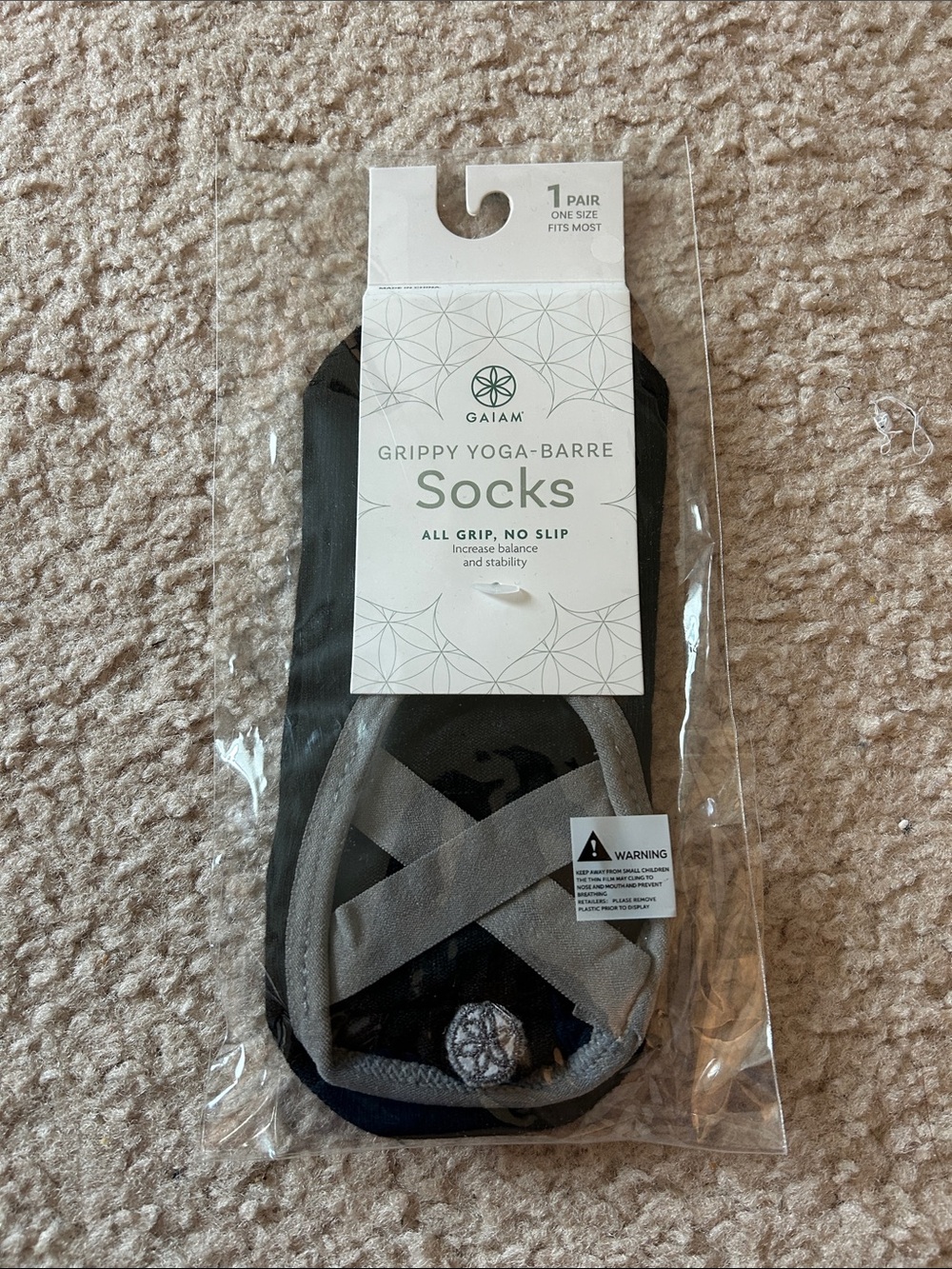 GAIAM Women’s Grippy Yoga-Barre Socks — Black and Gray